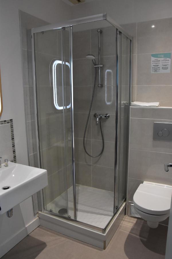 מורול Hotel Domaine Du Lac Chambon מראה חיצוני תמונה