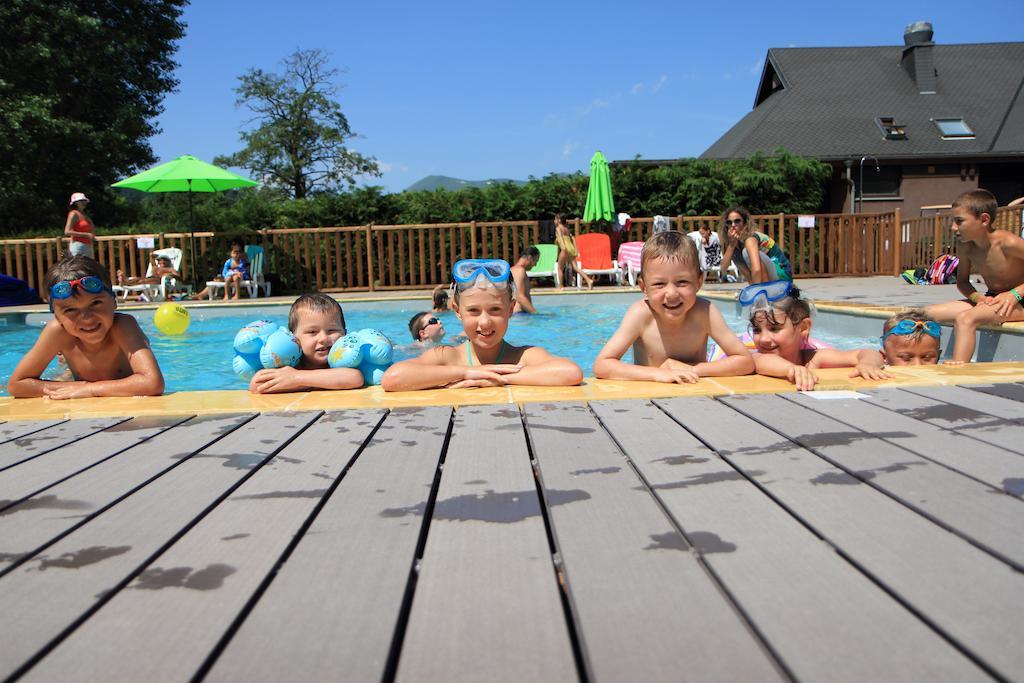 מורול Hotel Domaine Du Lac Chambon חדר תמונה
