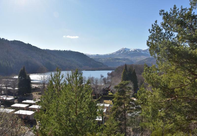 מורול Hotel Domaine Du Lac Chambon מראה חיצוני תמונה
